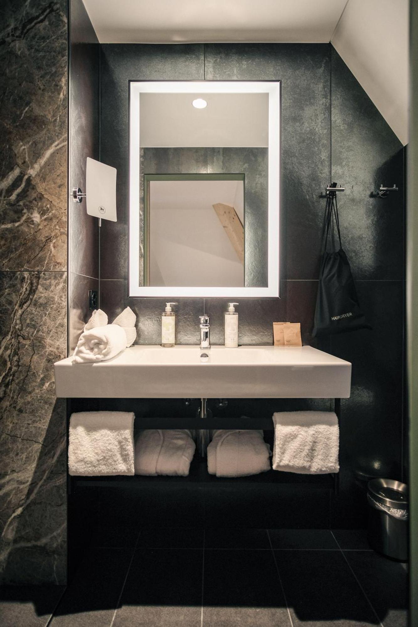 Hota Hotel Saint-Imier 外观 照片